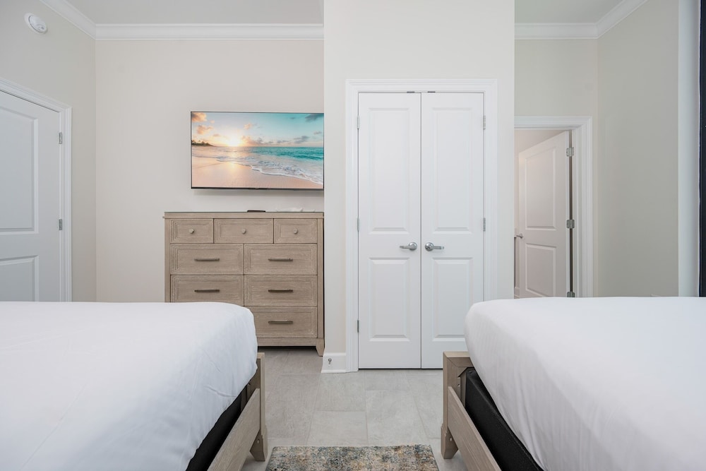 Phoenix Gulf Shores Ii 2205 4 Bedroom Condo
