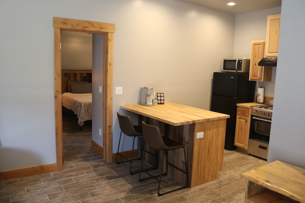 Columbine Inn