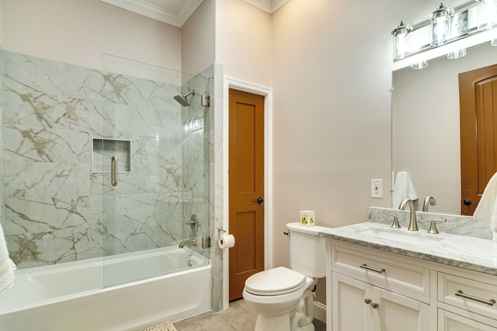 Pool Heat Included! Seminole Getaway w/ Game Room