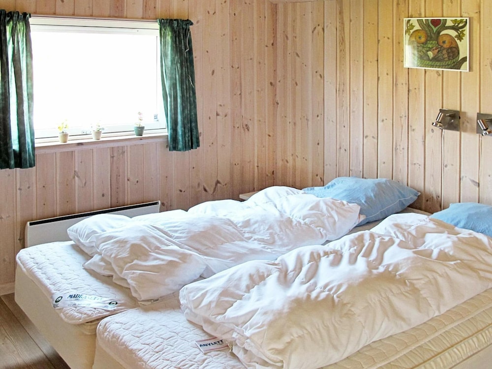 Tranquil Holiday Home in Væggerløse near Sea view 5