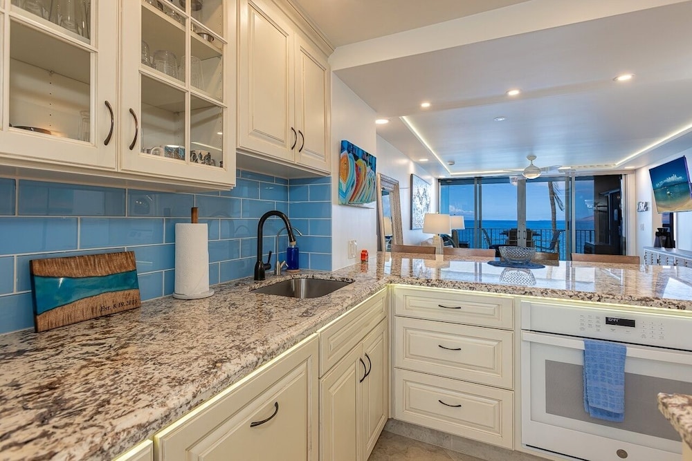 Royal Mauian 411 2 Bedroom Condo