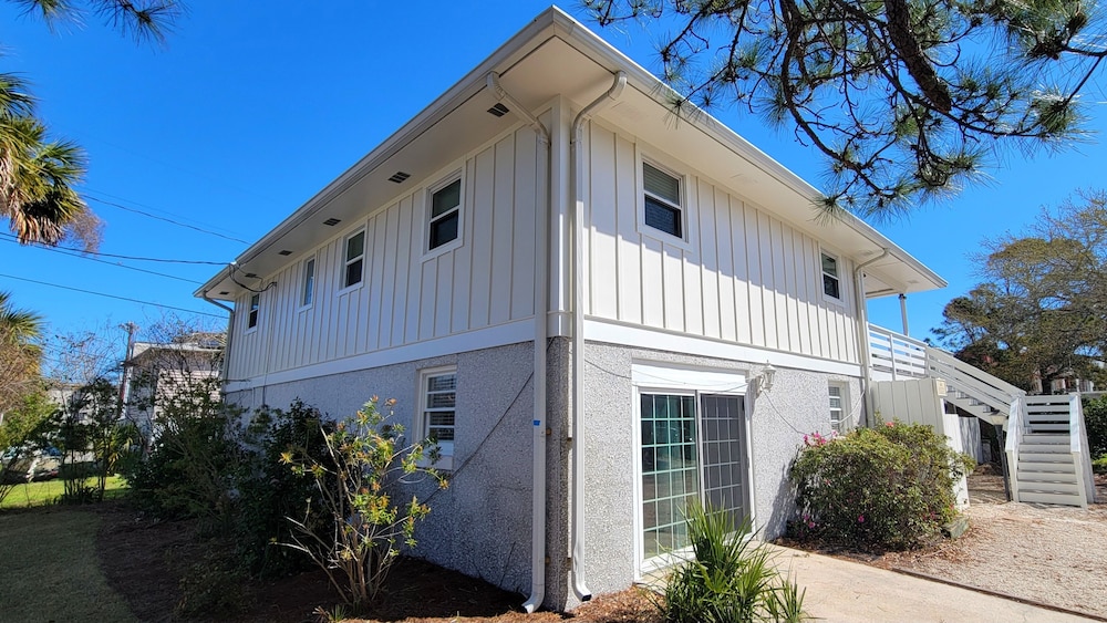 The Island Star by Tybee Vacation Rentals