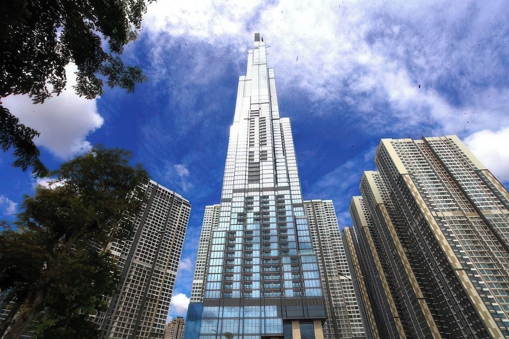 Urban Zen Saigon - Vinhomes Landmark 81