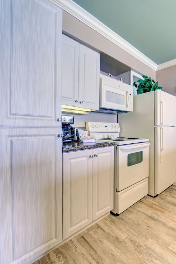 Gorgeous San Luis Condo Amazing Pool Amenities