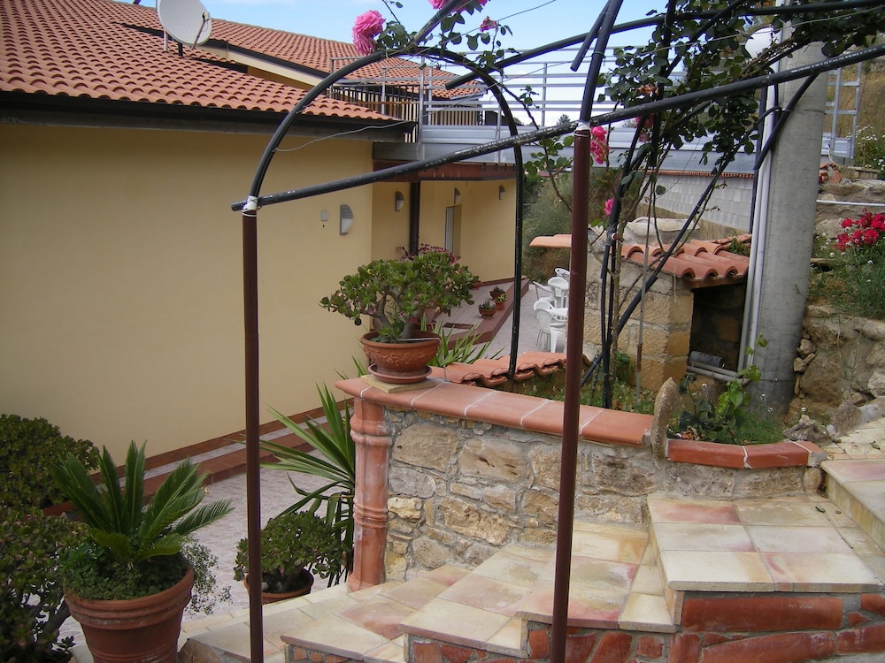 Photo 20