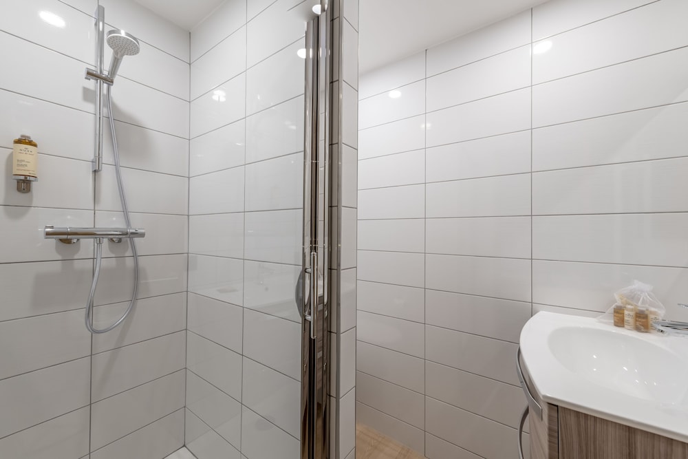 Les Allues Vacations - Hotel L'Eterlou - Property Image 4