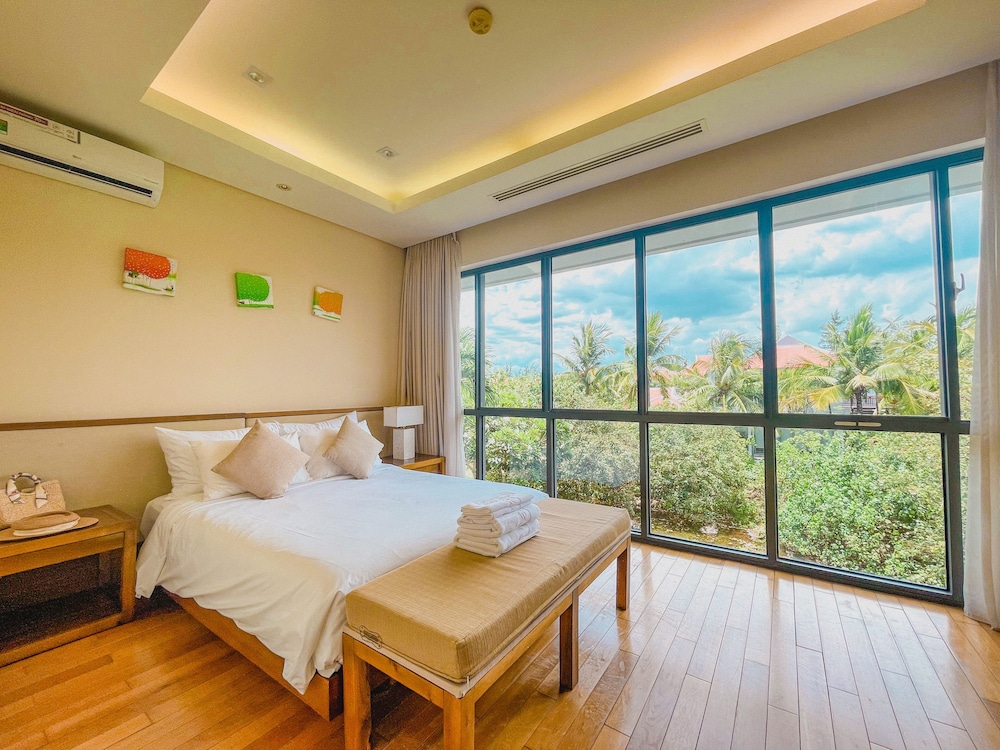 Ocean Villas Beach Resort