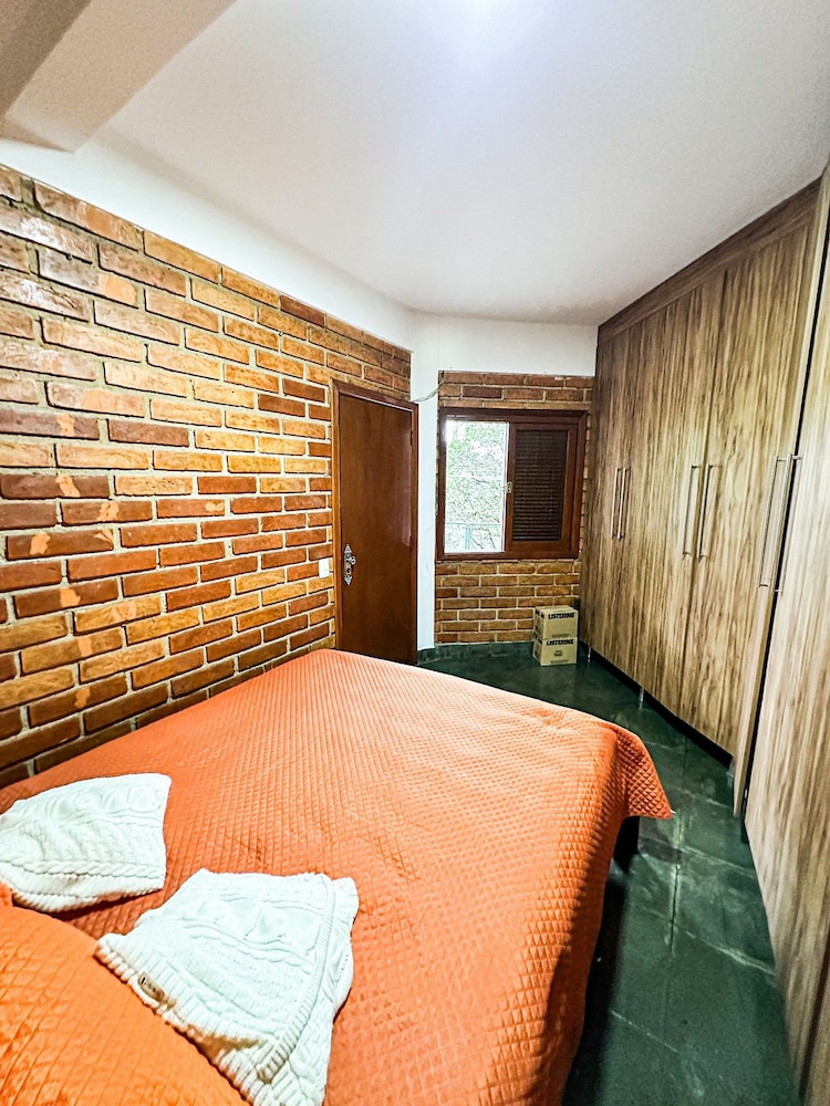 Casa de Luxo 2500m na Granja Viana