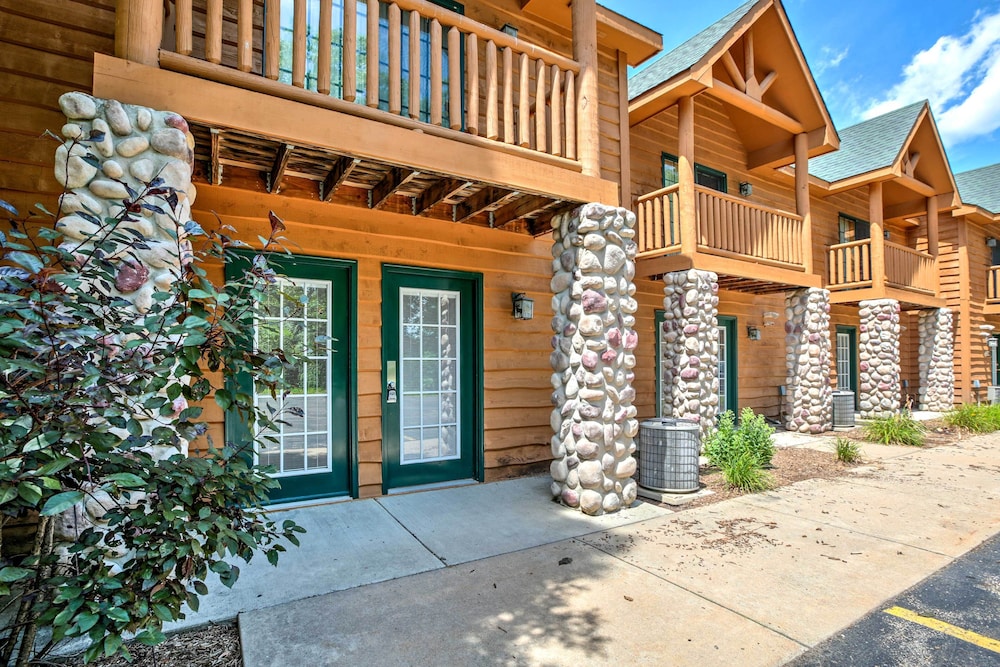 Cozy Townhome By Starved Rock State Park view 5