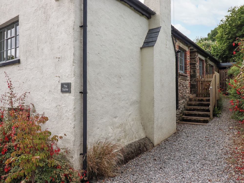 Hole Farm Stables