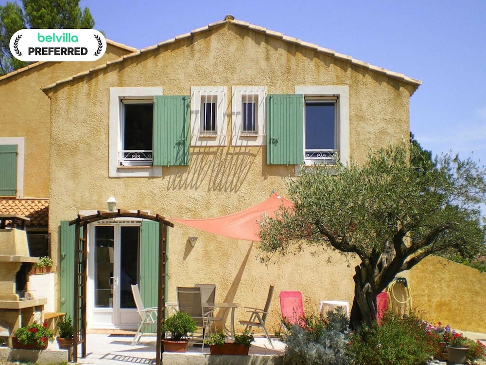 Cottage in Bellegarde Near Camargue Reserve