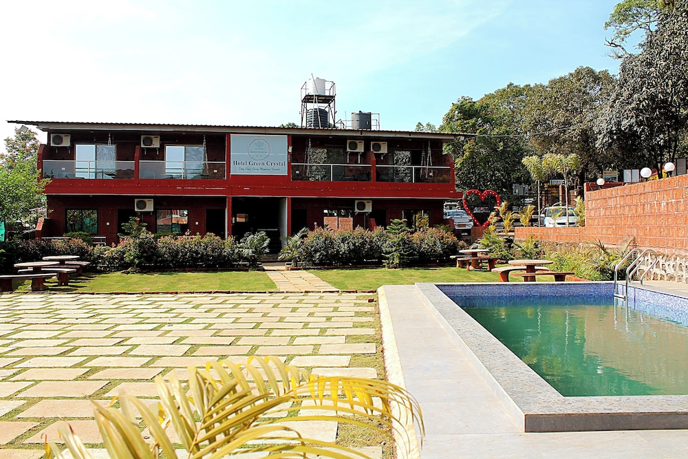 Hotel Green Crystal