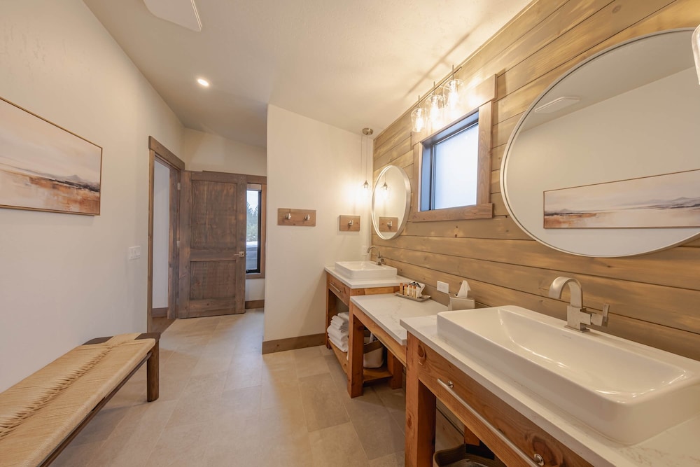 Wilderness Club Hideaway
