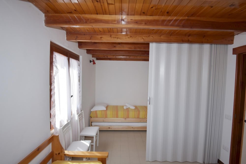 Welcomely - Villa Leonardo view 3