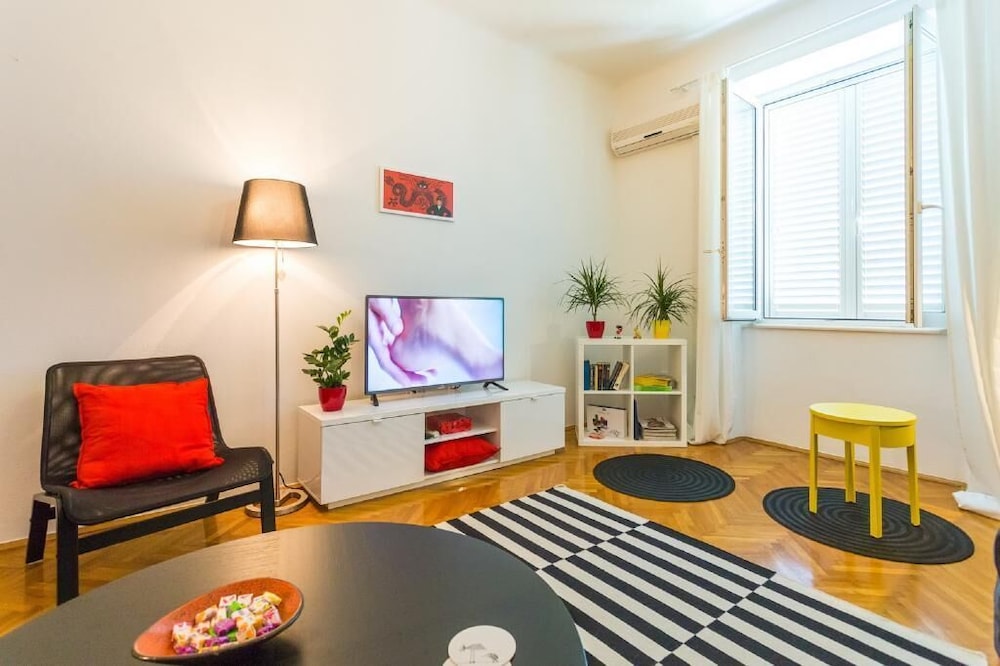 Ploce Apartmani - Natasha