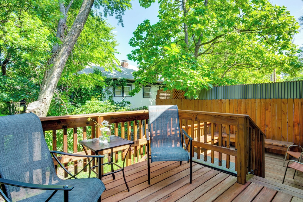 Shop, Dine & Unwind: Walkable Overland Park Home