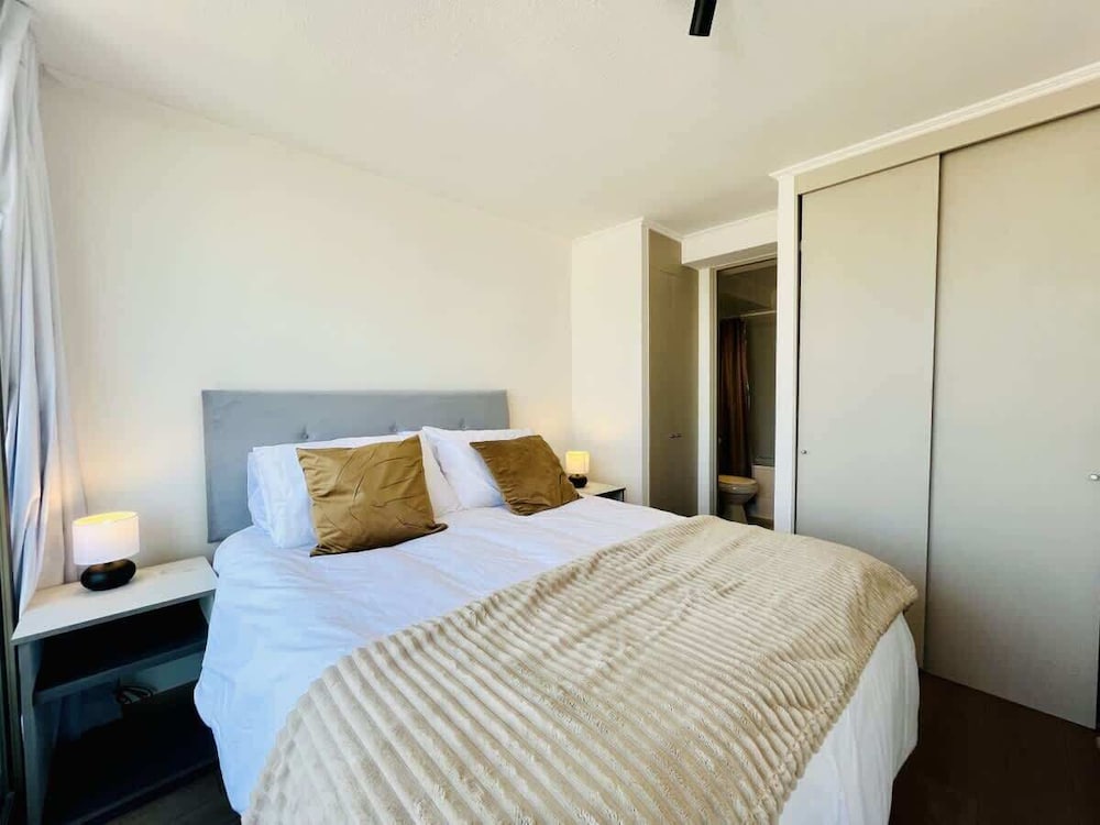Urbano Esperanza Plaza Yungay Laundry Park Pet