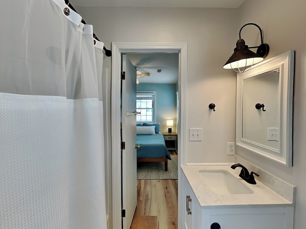 The Sassy Sea Turtle by Topsail Realty