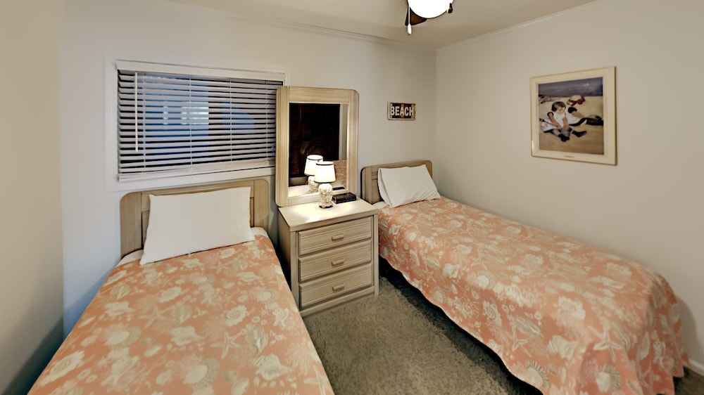 A Place At The Beach Iv G143 2 Bedroom Condo