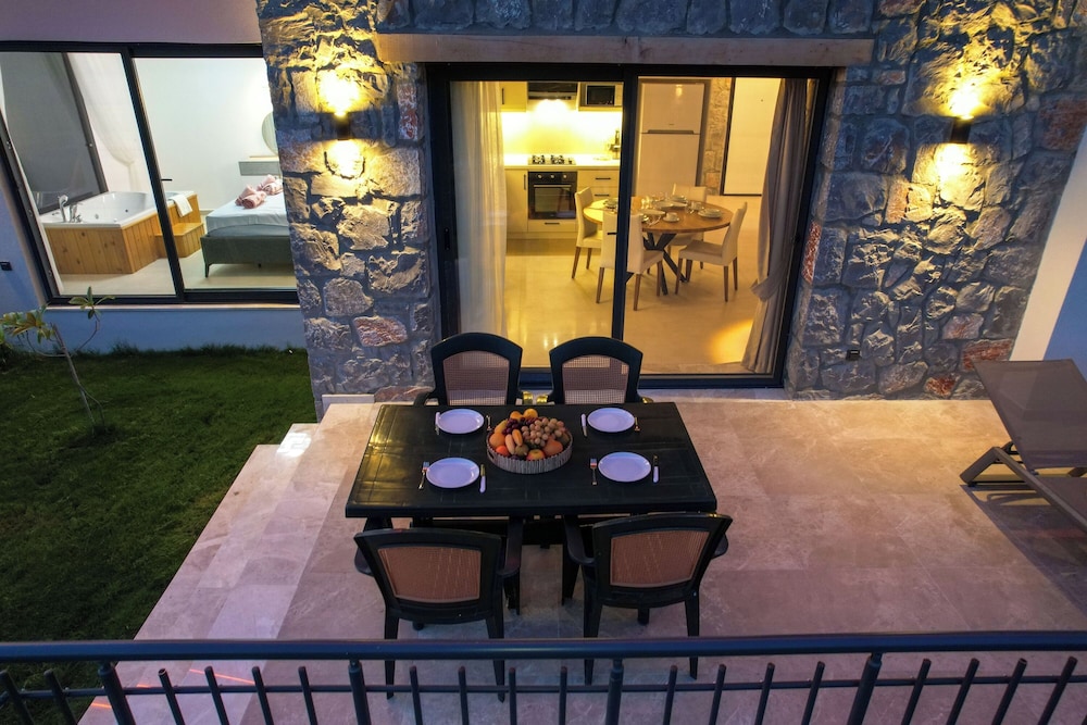 Yaka Esinti Villa