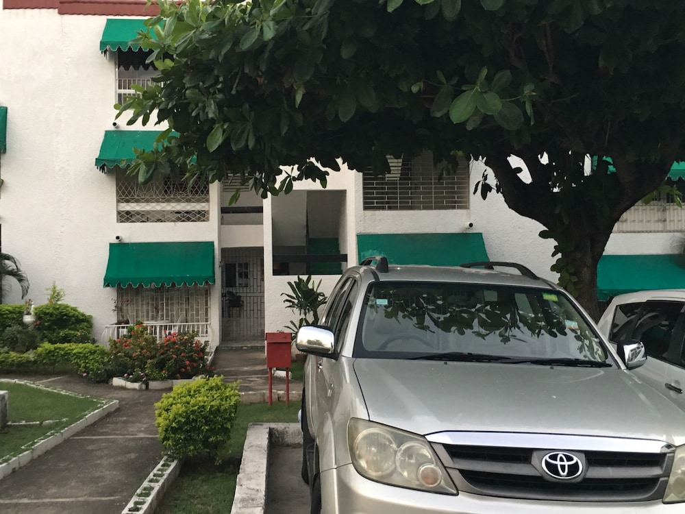 Abacus Jamaica the Zana Suite