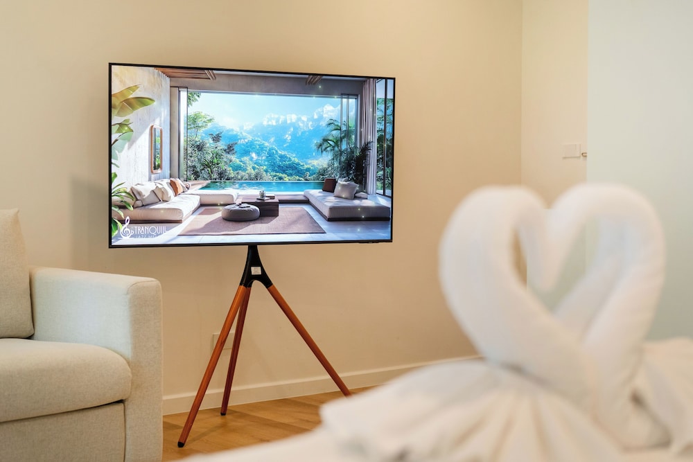 Zcape X2 Condominium in Bang Tao
