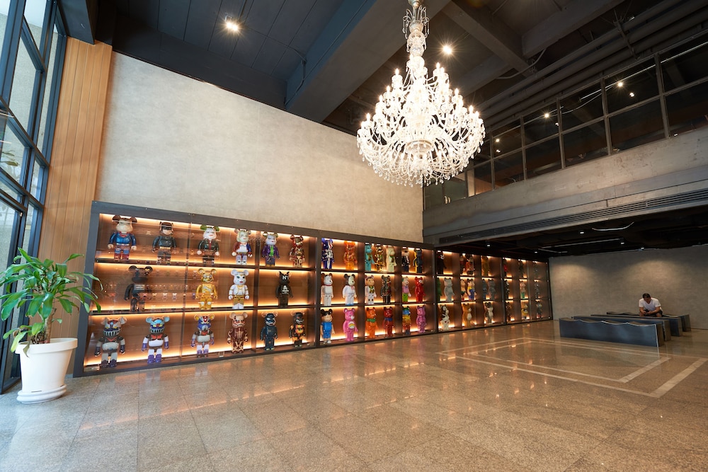White Palace Bangkok 2