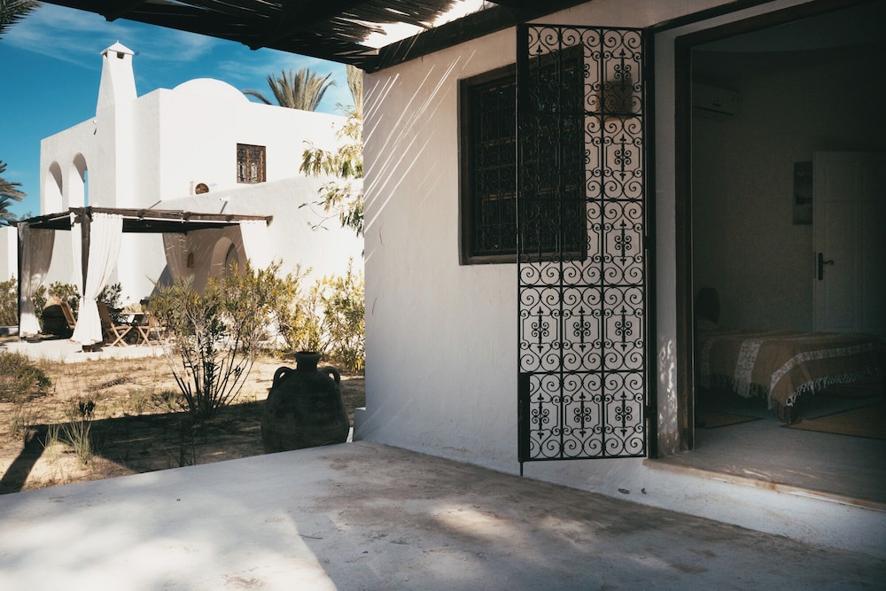 Menezel Jerba