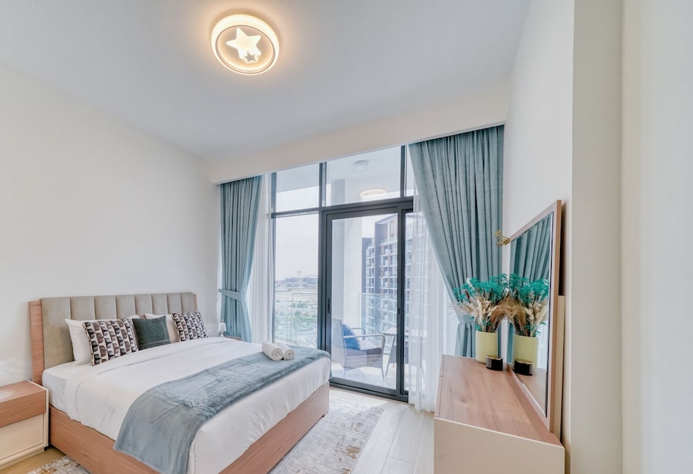 Exquisite Living in Riviera One Bedroom