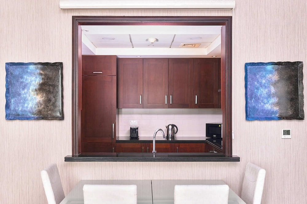 Bellavista-Striking-1Bedroom with Annex