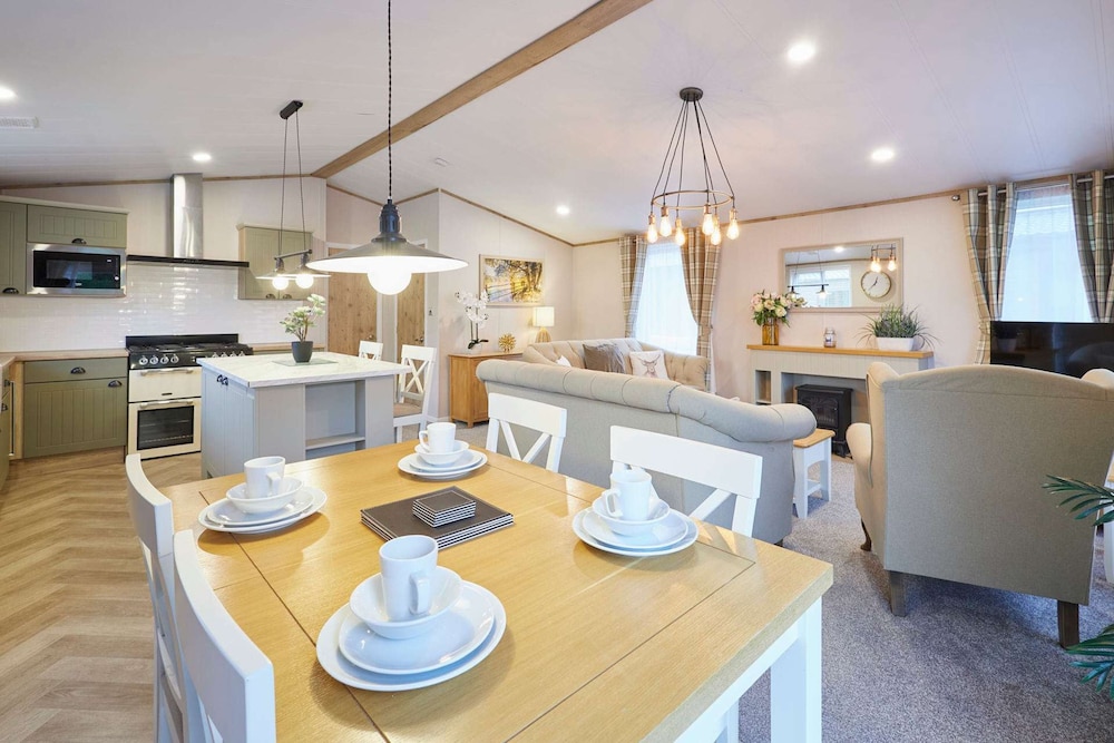 Host Stay Barakah Lodge