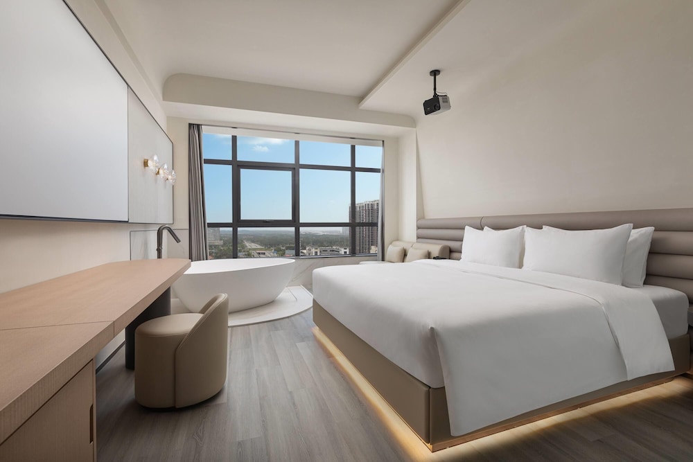 Microtel BY Wyndham Maoming Dianbai