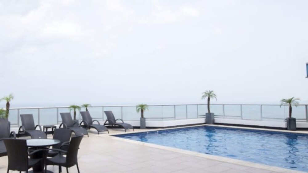 Mar Rojo I 2 Bedroom in Costa del Este