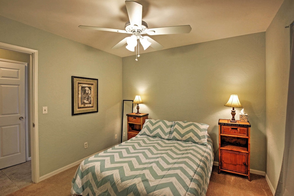 Pet-friendly Daytona Beach Home, Walk to the Ocean view 4