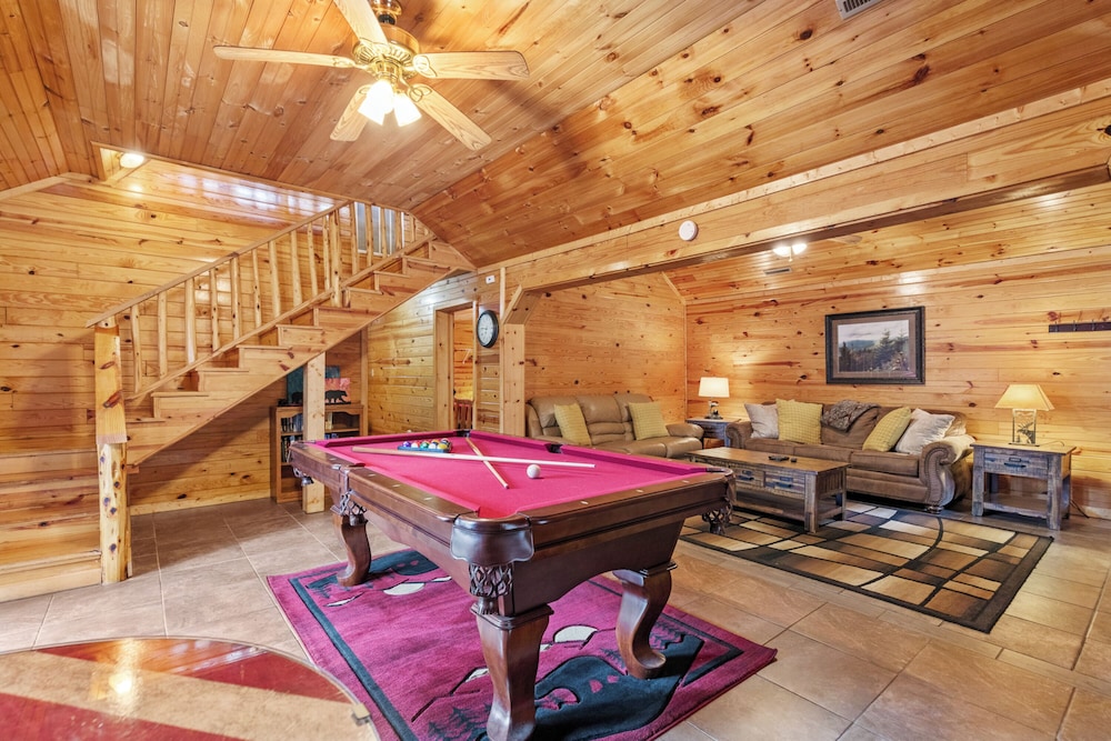 Hickory Hollow Hideaway