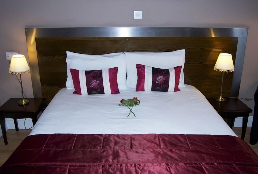 Warrington Vacations - Villaggio Hotel  Restaurant - Property Image 3