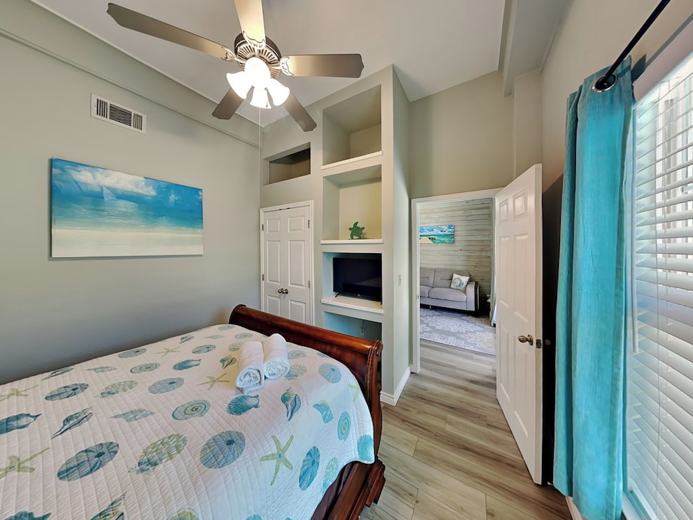 The Seagulls Nest by Silver Sands Vacation Rentals