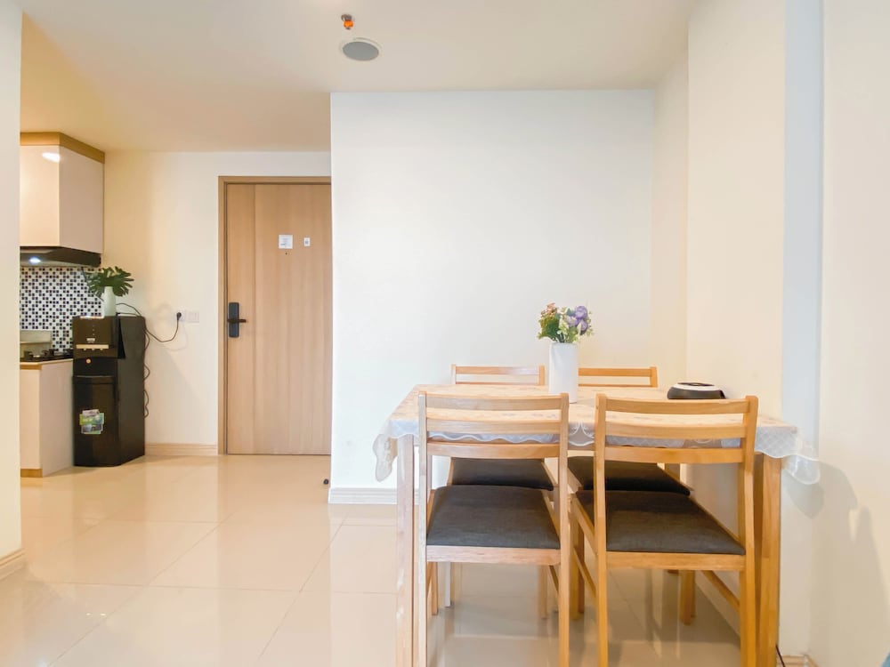 3Br Apartment Near Dian Harapan School At Meikarta