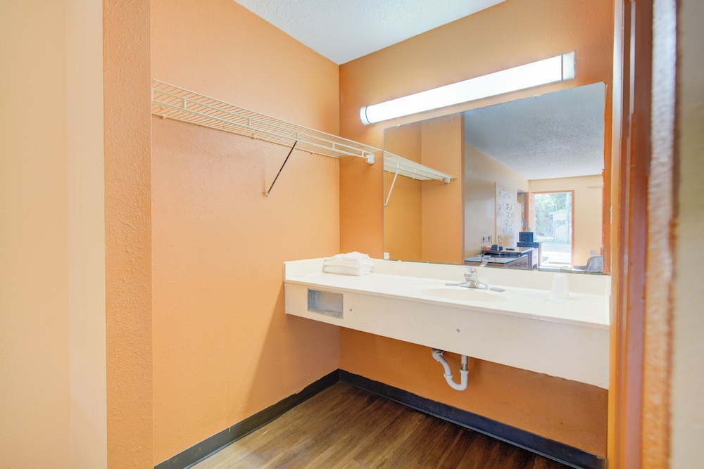 Hotel O Deluxe Inn Kingstree Sc Hwy 52