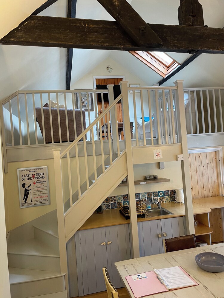 Gable Cottage view 3