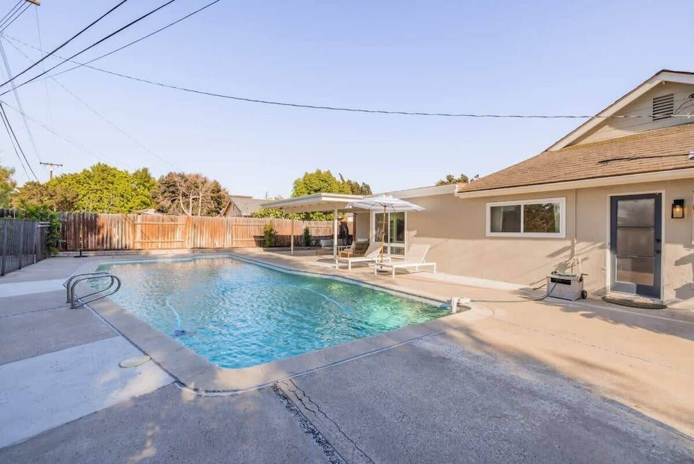 @ Marbella Lane - Cozy Modern Home w/ Relaxing Design & Pool