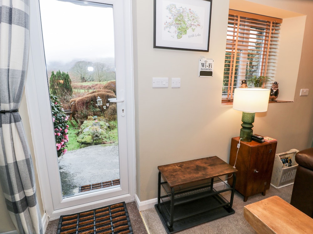 Cwm Caeth Cottage
