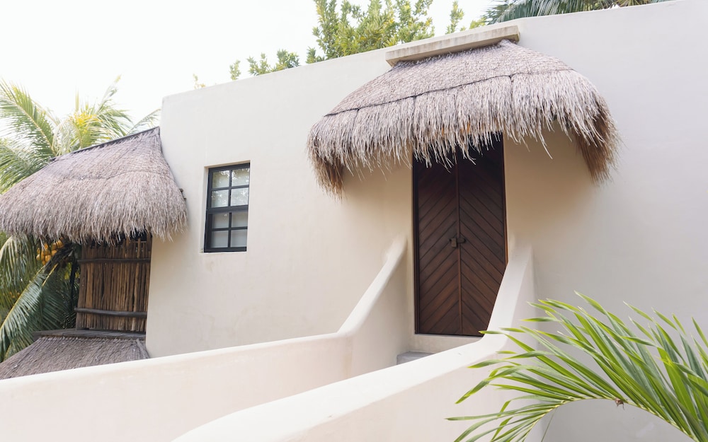 Padma Ha Retreats
