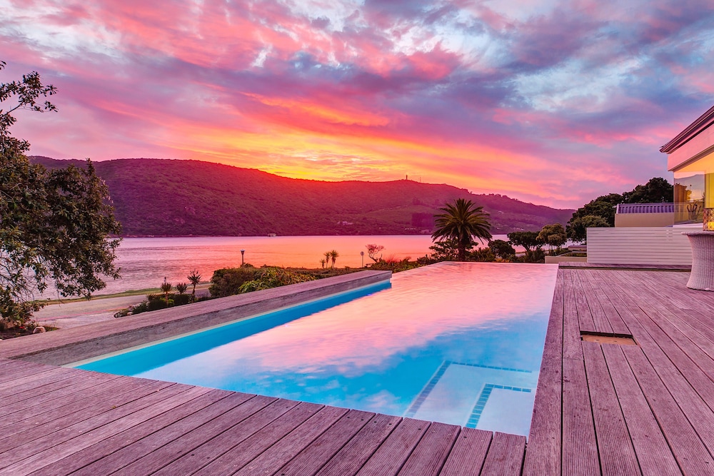 Amanzi Island Boutique Hotel