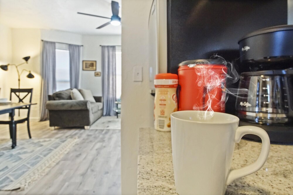 Oklahoma City Vacations - 3-story 6-bedroom 4 Bathrooms 3min-asian Dist - Property Image 76