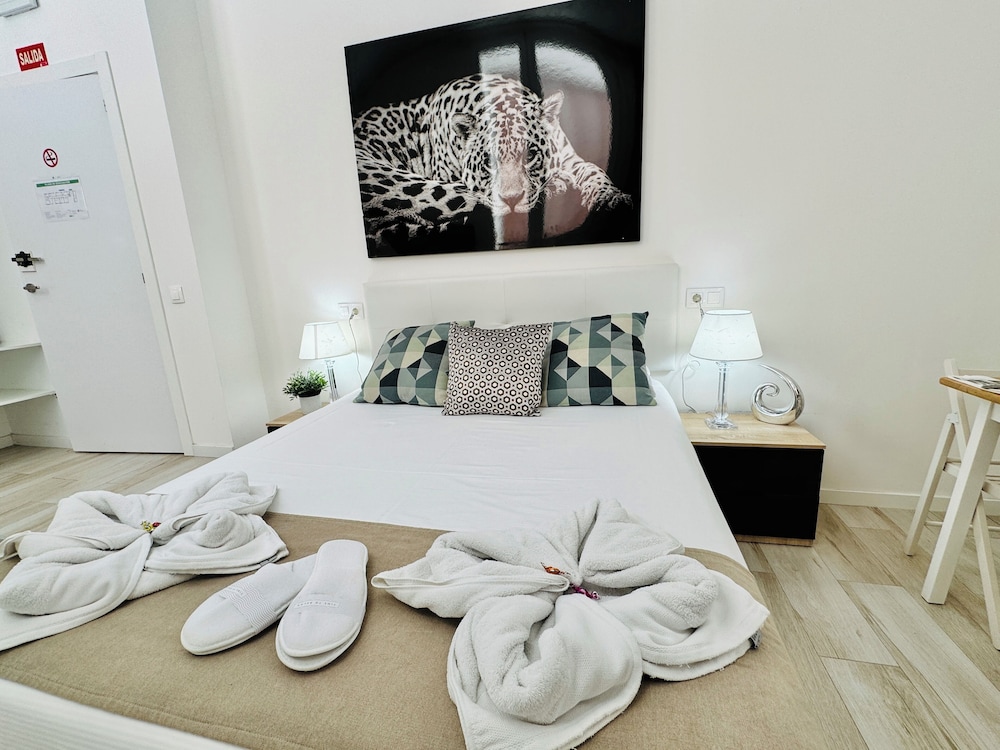 Cinco Torres Suites