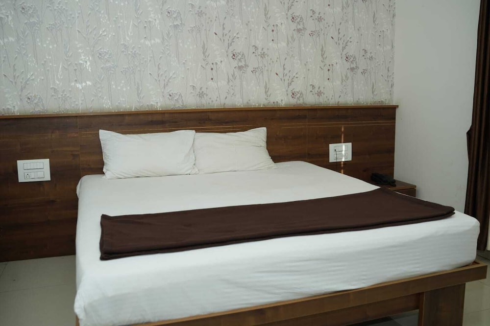 HOTEL MARKS INN
