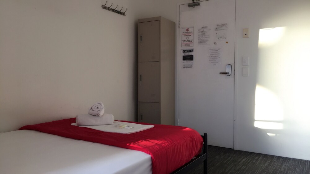 Gold Coast Backpackers - Hostel - Image 4