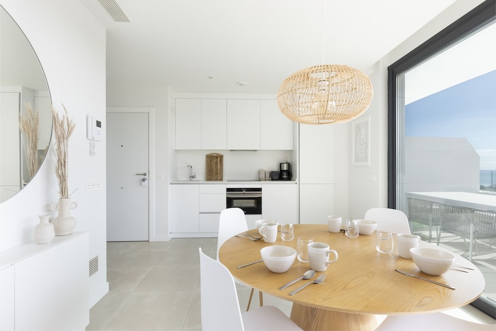 Elegant Luxury Suite With Terrace in Higueron