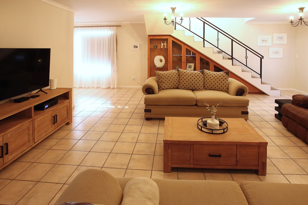 Coastal Calm Langebaan 6 Sleeper